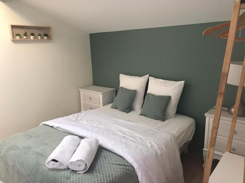 Bed and Breakfast Studio Cosi Saint-Andre-de-Corcy Exterior foto